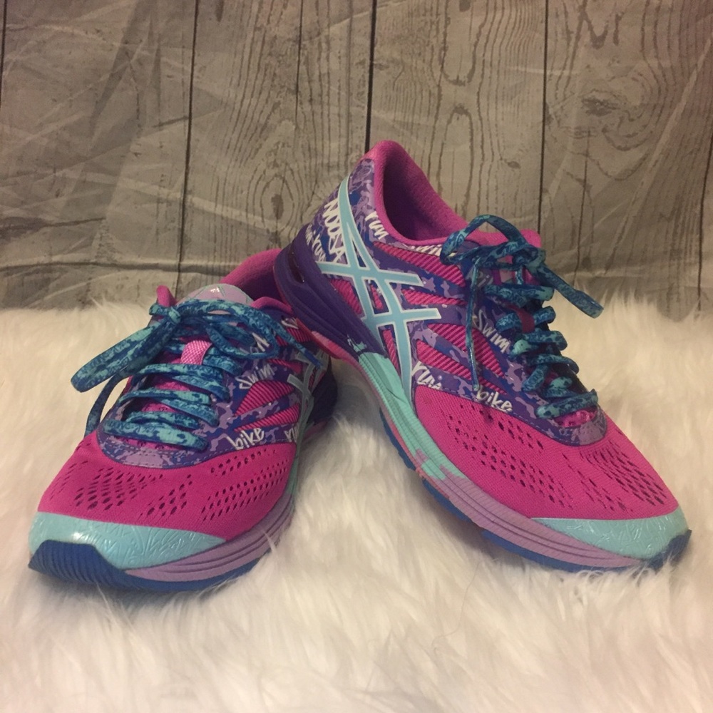 ASICS Running shoes Gel Noosa Tri size 7.5